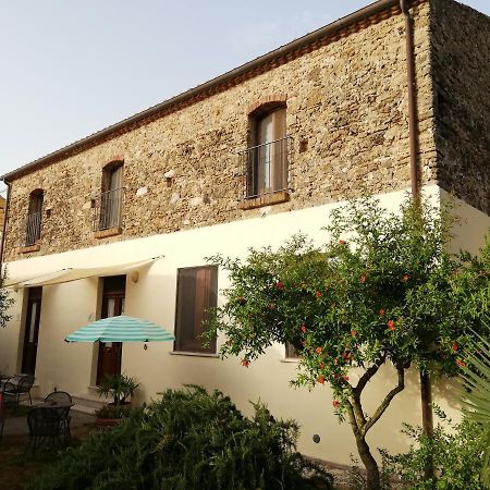 Casa Del Geco Bed and Breakfast Paestum Exteriör bild