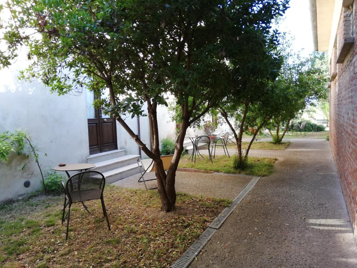 Casa Del Geco Bed and Breakfast Paestum Exteriör bild