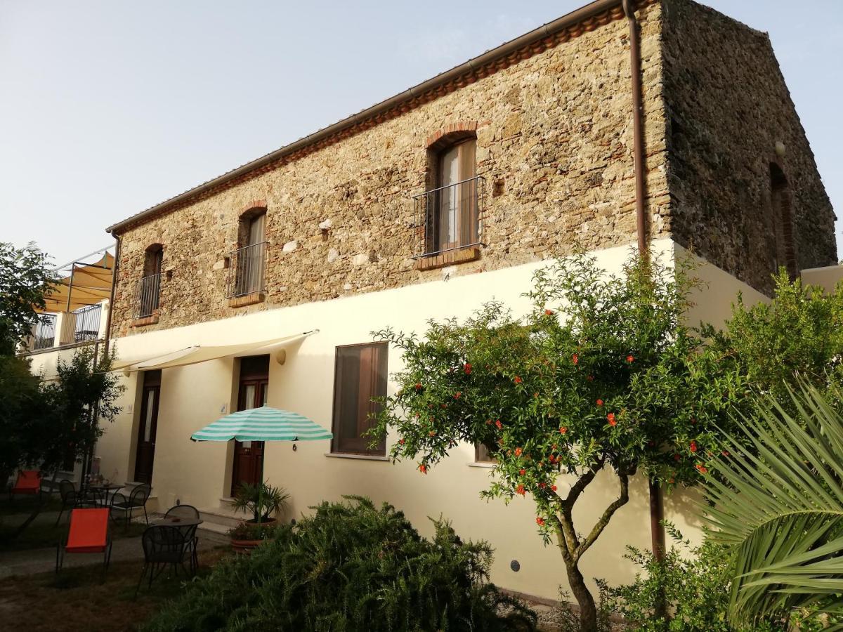 Casa Del Geco Bed and Breakfast Paestum Exteriör bild