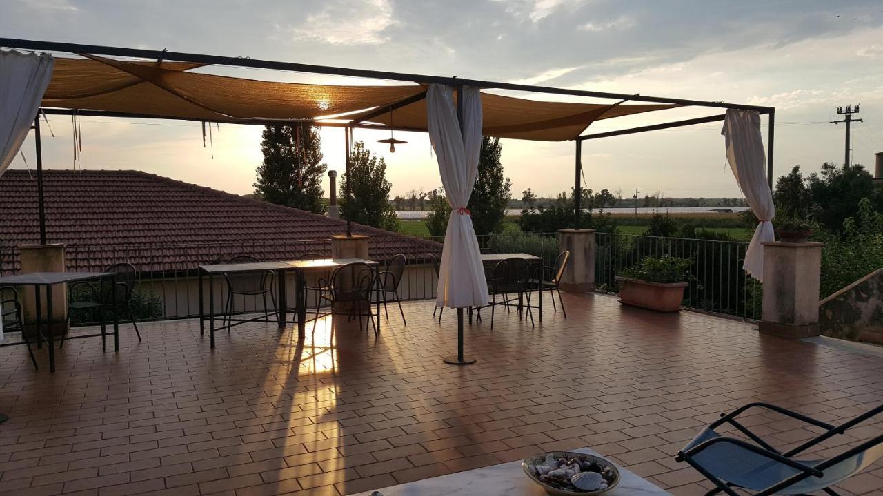 Casa Del Geco Bed and Breakfast Paestum Exteriör bild