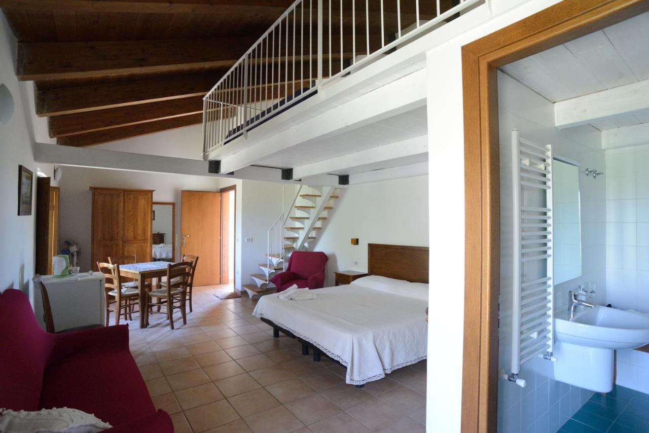 Casa Del Geco Bed and Breakfast Paestum Exteriör bild
