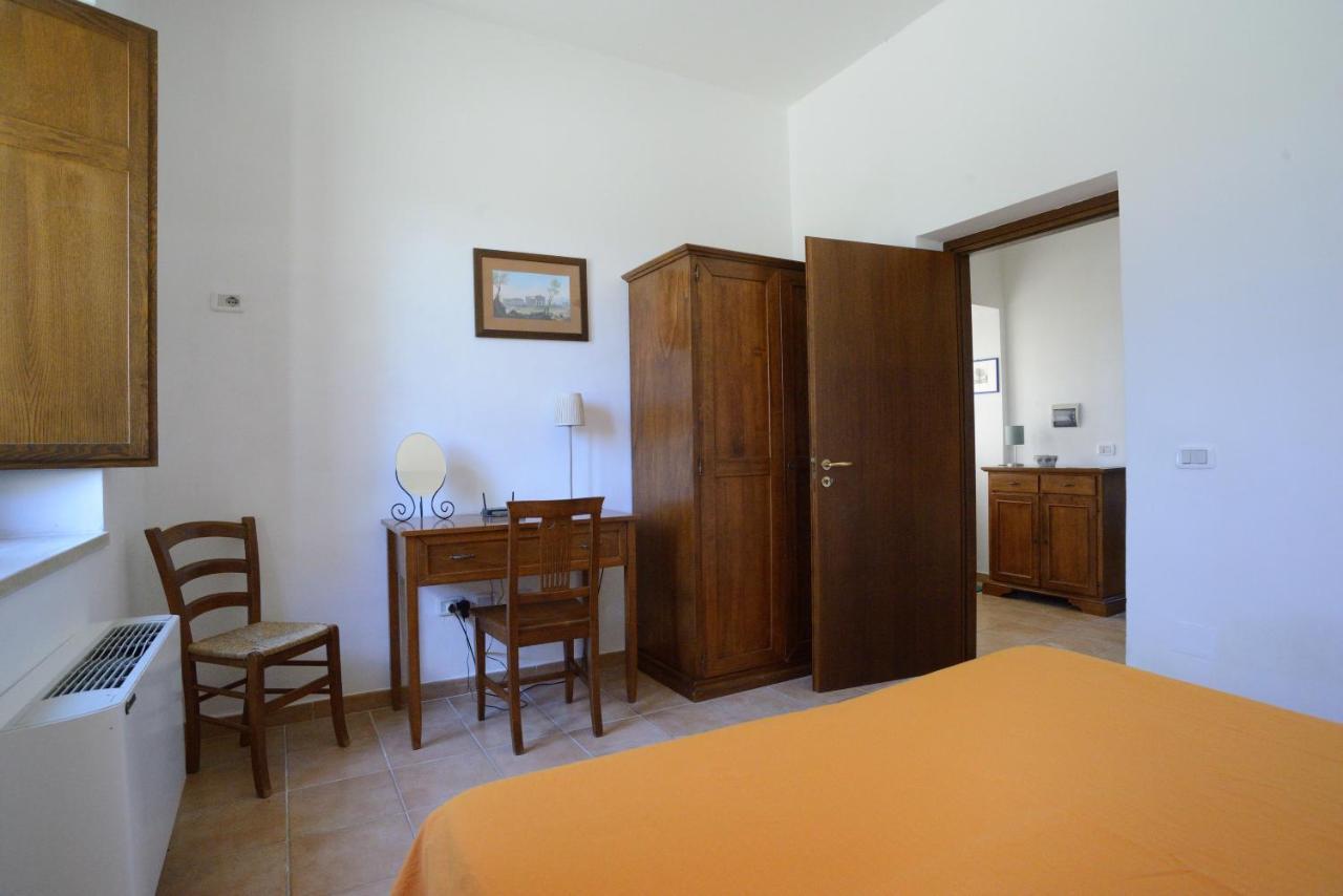 Casa Del Geco Bed and Breakfast Paestum Exteriör bild