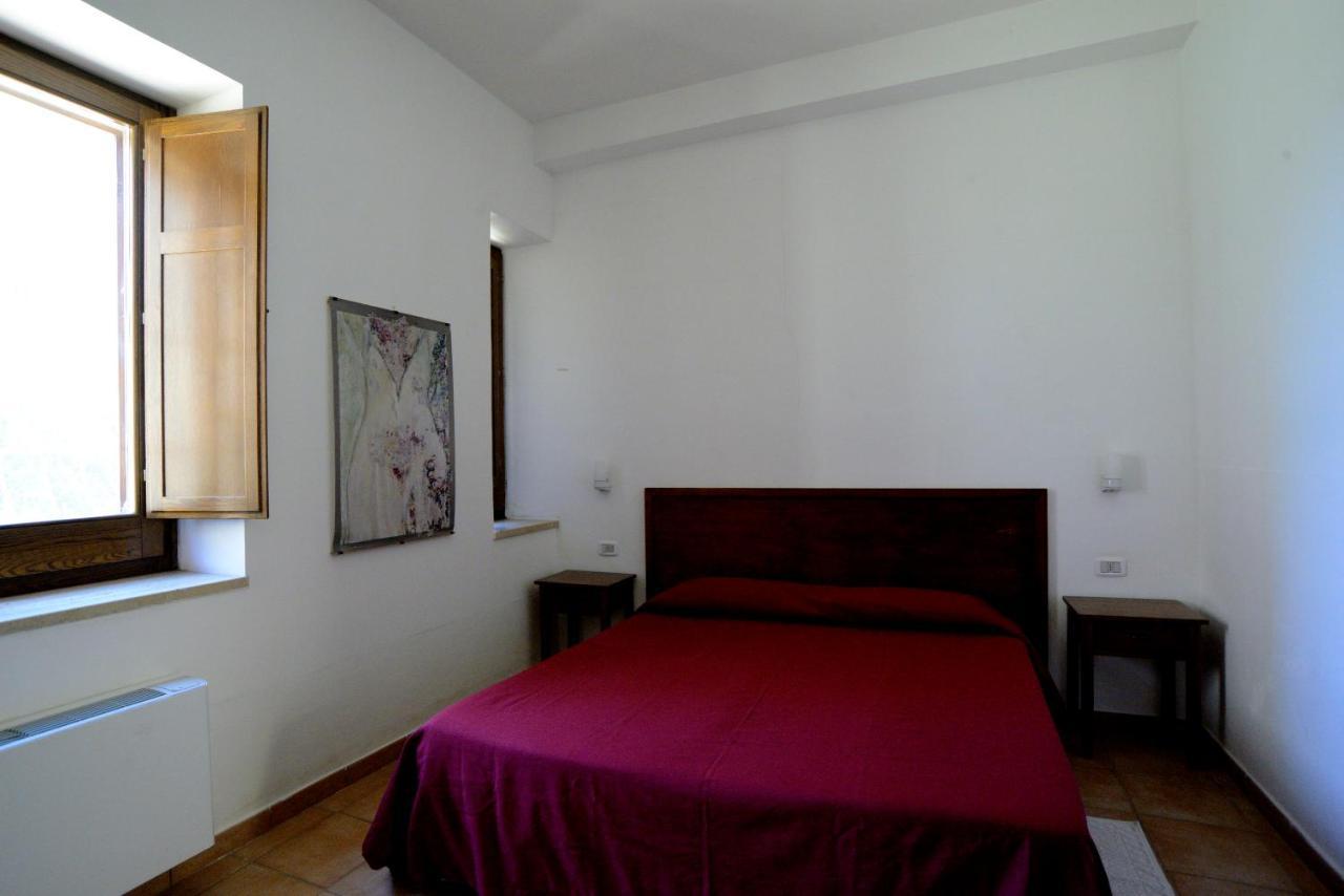 Casa Del Geco Bed and Breakfast Paestum Exteriör bild