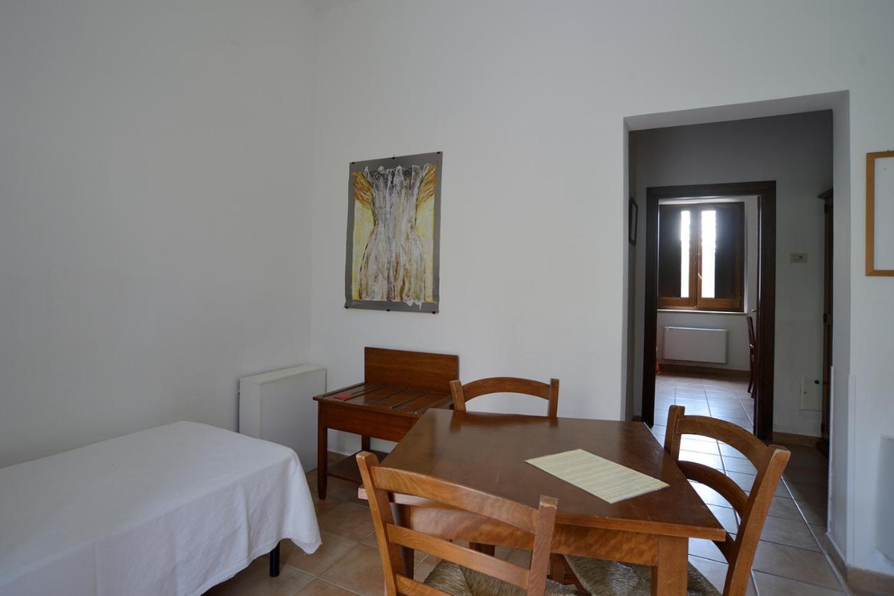 Casa Del Geco Bed and Breakfast Paestum Exteriör bild