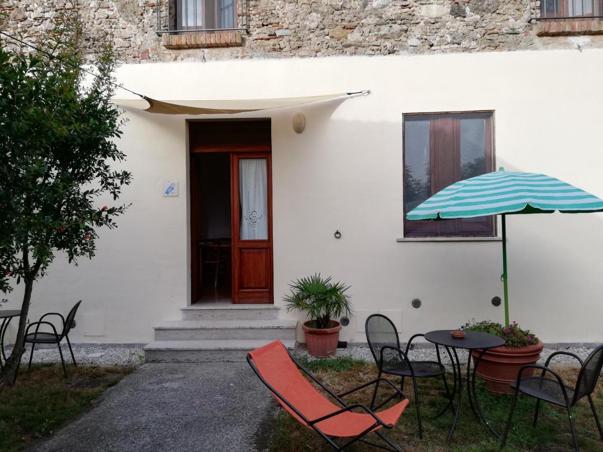 Casa Del Geco Bed and Breakfast Paestum Exteriör bild