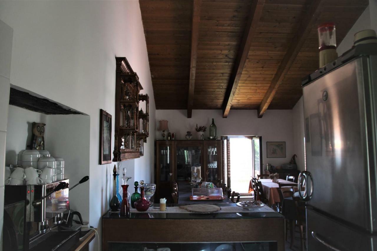 Casa Del Geco Bed and Breakfast Paestum Exteriör bild